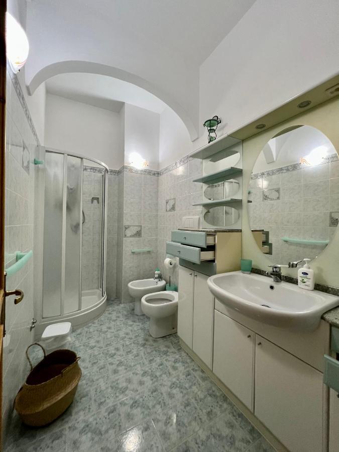 Infinity Experience Casa Vacanza Incantevole Con Terrazzo Scala Zewnętrze zdjęcie