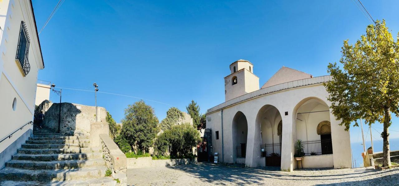 Infinity Experience Casa Vacanza Incantevole Con Terrazzo Scala Zewnętrze zdjęcie
