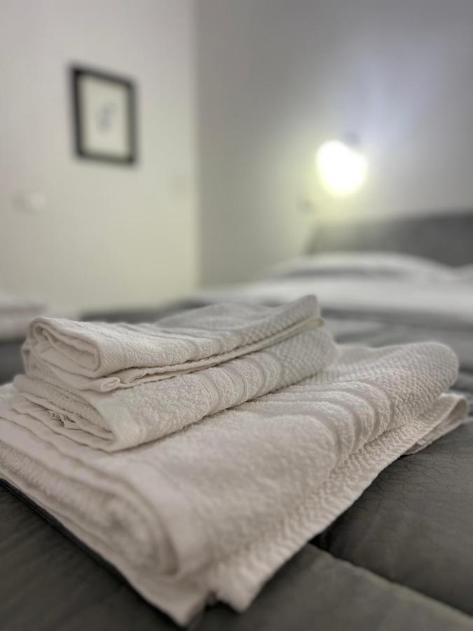 Infinity Experience Casa Vacanza Incantevole Con Terrazzo Scala Zewnętrze zdjęcie