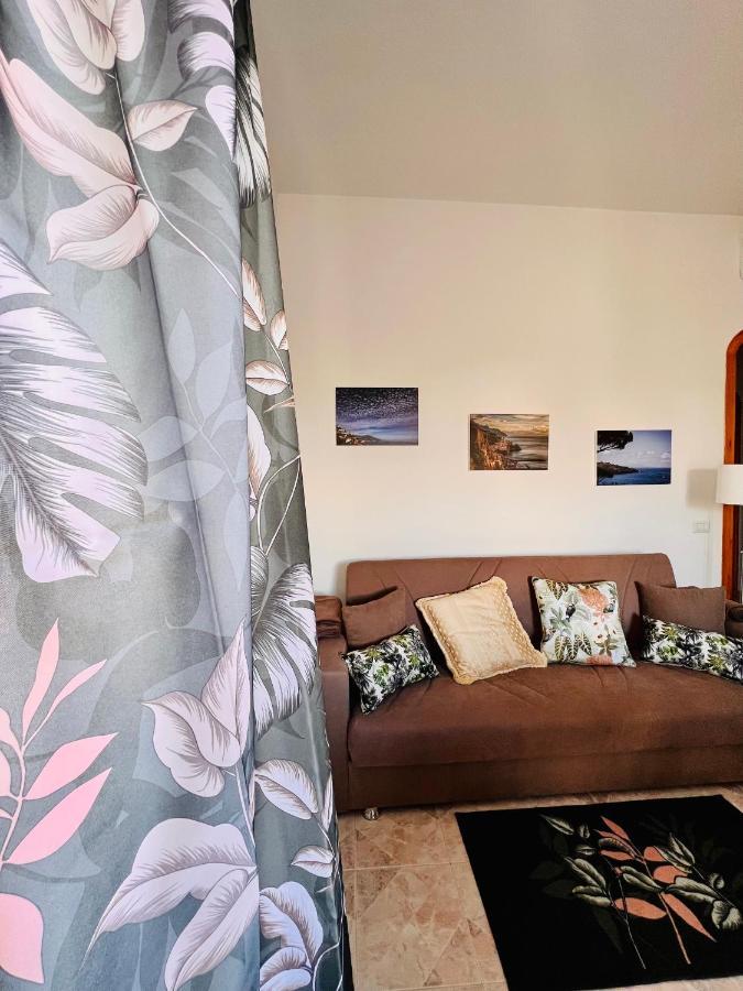Infinity Experience Casa Vacanza Incantevole Con Terrazzo Scala Zewnętrze zdjęcie