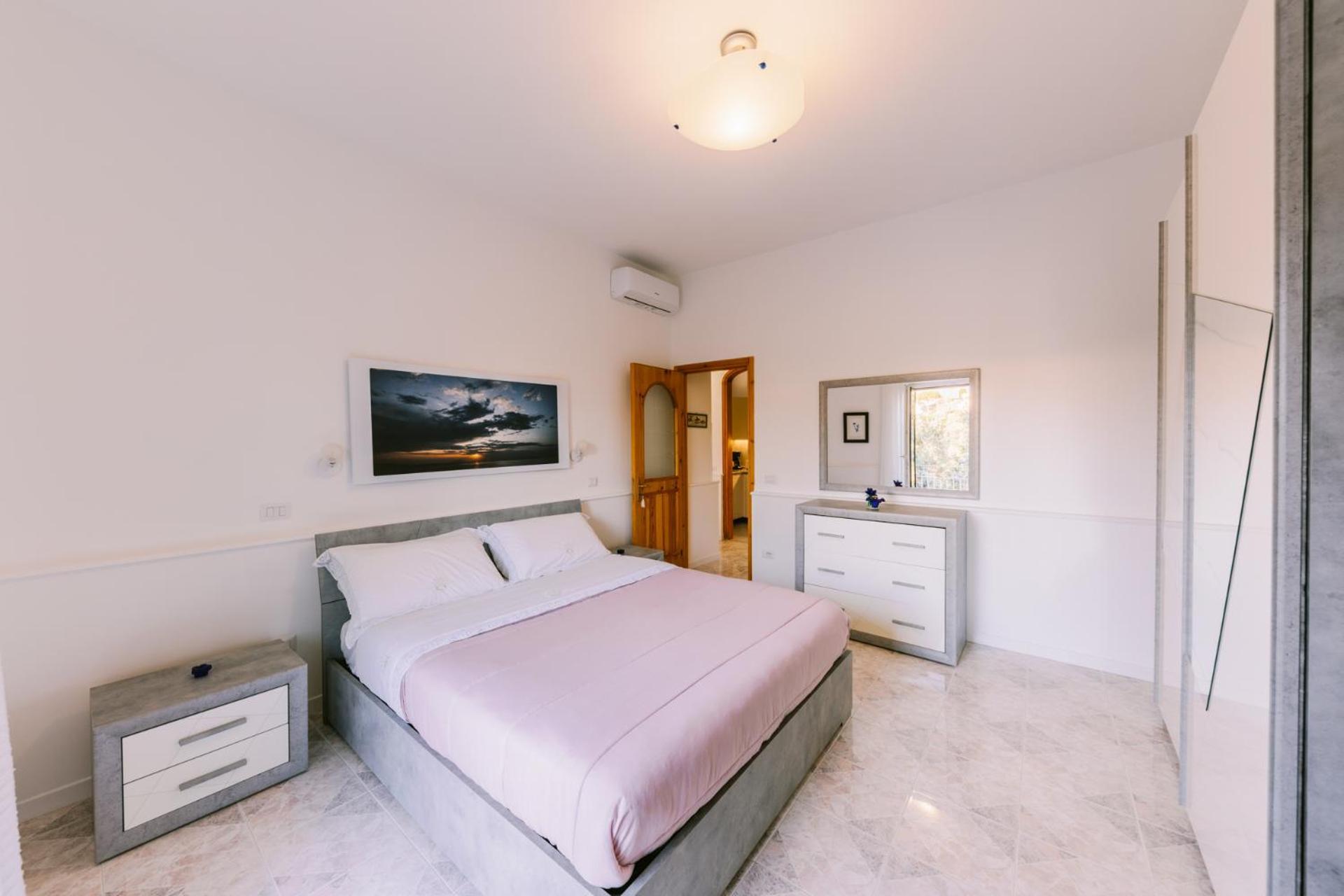 Infinity Experience Casa Vacanza Incantevole Con Terrazzo Scala Zewnętrze zdjęcie